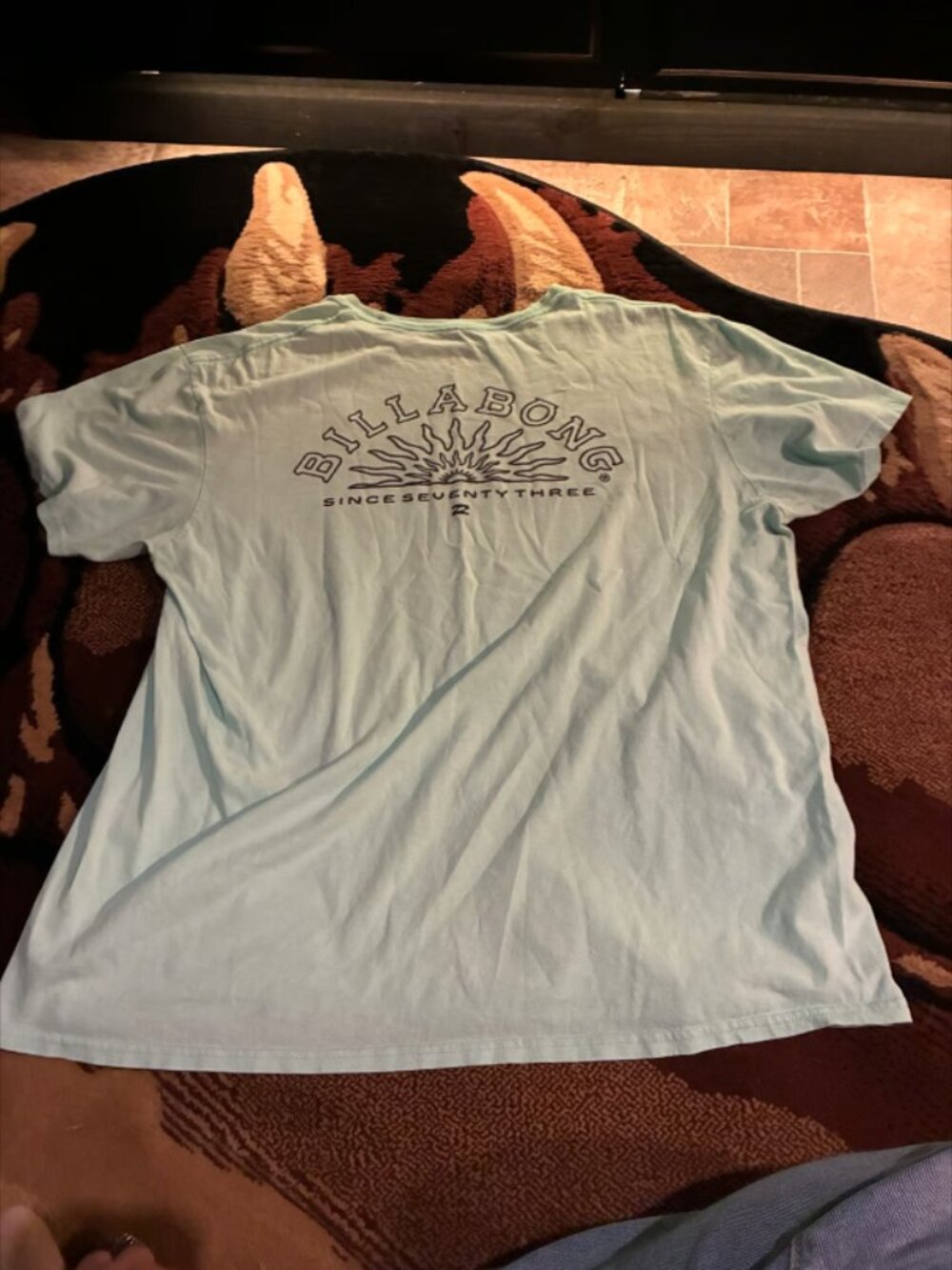 Men's Billabong t-shirt